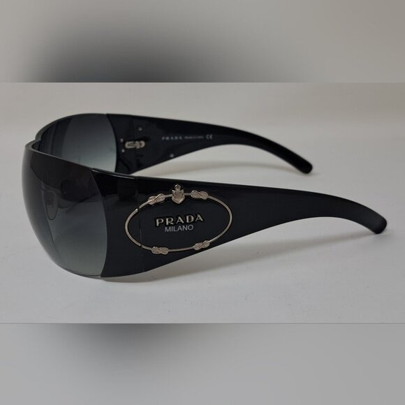 Prada Sunglasses Shield Rimless Oversized Wrap Tinted Black Logo Y2K SPR 16H - Picture 12 of 16